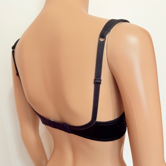 Nordstrom Black Balconette Bra with Satin Finish size 36A - Picture 4 of 8